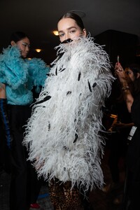 backstage-defile-prabal-gurung-automne-hiver-2020-2021-new-york-coulisses-33.thumb.jpg.fae4632bb38820e342887ab578dfde37.jpg