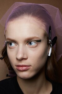 backstage-defile-prada-automne-hiver-2020-2021-milan-coulisses-103.thumb.jpg.b7c37066886793667dc8a8d453ca265c.jpg