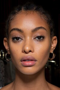 backstage-defile-redemption-printemps-ete-2020-paris-coulisses-10.thumb.jpg.0378bc0bb0a282f673f2639ef2006944.jpg