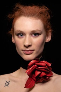 backstage-defile-richard-quinn-automne-hiver-2020-2021-londres-coulisses-44.thumb.jpg.4b1fdcc214e610e395f5c0a7922f32e3.jpg