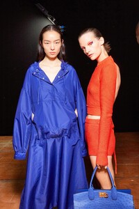 backstage-defile-salvatore-ferragamo-printemps-ete-2020-milan-coulisses-98.thumb.jpg.d81a27769eab410d829302d7bf9f6824.jpg