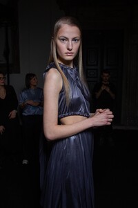 backstage-defile-sportmax-automne-hiver-2020-2021-milan-coulisses-150.thumb.jpg.d0c8e6e7966572b60dc1e337088a667c.jpg