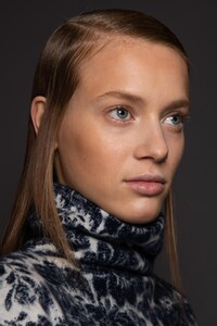 backstage-defile-sportmax-automne-hiver-2020-2021-milan-coulisses-214.thumb.jpg.a885b2187f8cdc333592a51387dca646.jpg