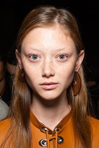 backstage-defile-sportmax-printemps-ete-2020-milan-coulisses-42.thumb.jpg.418092ce0f66c82e057c30f9dbd77e04.jpg
