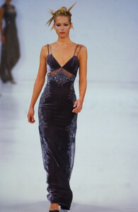 badgley-mischka-fw-1995.thumb.jpg.ff750ffca0c5d0d57b506b94852165cf.jpg