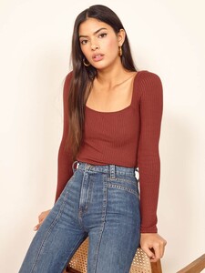 bethany-top-rust-1.thumb.jpg.1c82f5a815d2a90ec93aef4e7635fad1.jpg
