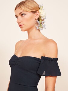 butterfly-dress-navy-1.thumb.jpg.21320e7393458d6f608f8e51e4f8f216.jpg