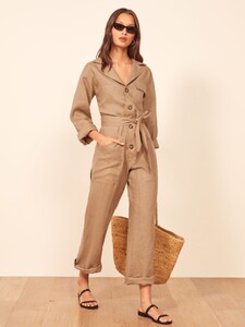 cade-jumpsuit-camel-1.thumb.jpg.36dea401a29c6c062cbb0b504531f0e0.jpg