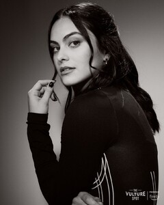 camila-mendes-vulture-studio-portraits-at-sundance-film-festival-01-25-2020-0.jpg