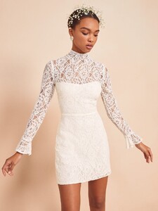 carraway-dress-ivory-5.thumb.jpg.698cfe45fa97fdb4afc849398cf90622.jpg