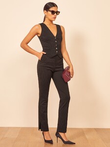 chambers-two-piece-tompkins-2.thumb.jpg.1b9d51ceeba3442bb096c27ebadf85bc.jpg