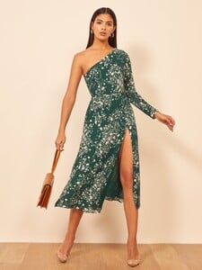 chance-dress-lake-4.thumb.jpg.288ed428522c4704600595ffab7b5a96.jpg