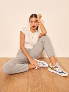 classic-sweatpant-heather_grey-1.thumb.jpg.20443801fe158b74f3a4362cbbb30a38.jpg