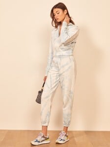 classic-sweatpant-tornado-2.thumb.jpg.0b1cbb34a35fe2dd5c6eb3144d9669c8.jpg