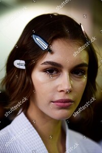coach-show-backstage-fall-winter-2020-new-york-fashion-week-usa-shutterstock-editorial-10553318b.thumb.jpg.744dfb1ecabef539986c30aa767201ab.jpg