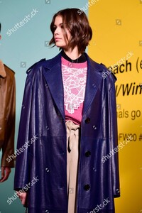 coach-show-backstage-fall-winter-2020-new-york-fashion-week-usa-shutterstock-editorial-10553318t.thumb.jpg.ff597e4b70d87a083cd2fe57807c7360.jpg