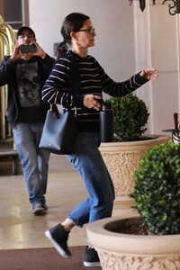 courteney-cox-in-casual-outfit-arriving-at-the-montage-hotel-in-beverly-hills-02-10-2020-3.jpg
