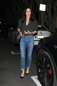 courteney-cox-night-out-melrose-place-02-27-2020-2.jpg