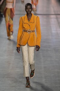 defile-alberta-ferretti-printemps-ete-2020-milan-look-5.thumb.jpg.2d263f8566d5f5ccea4de988a8278cbc.jpg