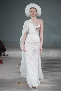 defile-alexis-mabille-printemps-ete-2020-paris-look-6.thumb.jpg.5964ca2326866250c0fffb02e51b0fd0.jpg