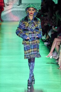 defile-anna-sui-automne-hiver-2020-2021-new-york-look-34.thumb.jpg.4fb46d336f5036086d4cf8d3cdacf64f.jpg