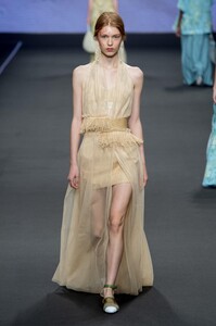defile-anteprima-printemps-ete-2020-milan-look-42.thumb.jpg.ef1e740d1ea807e73f6f25fdfb51390c.jpg