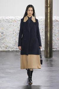 defile-gabriela-hearst-automne-hiver-2020-2021-new-york-look-22.thumb.jpg.129316205f67d2b09dbef1a0ca3d2ec8.jpg