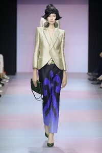 defile-giorgio-armani-prive-printemps-ete-2020-paris-look-2.thumb.jpg.c7dc71f8d41cfa5c301af9859b3af142.jpg