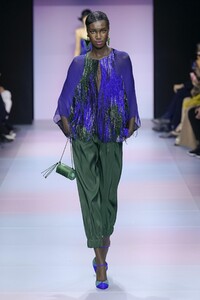 defile-giorgio-armani-prive-printemps-ete-2020-paris-look-72.thumb.jpg.4aaeafe2a180785e8e47b90db4e8a5ac.jpg