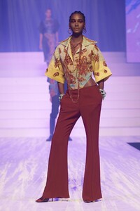 defile-jean-paul-gaultier-printemps-ete-2020-paris-look-114.thumb.jpg.6b8a3989c8a8b208d2515b14ee8224a2.jpg