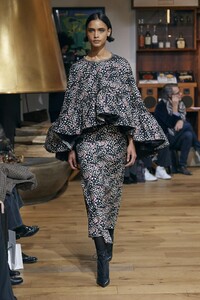 defile-julie-de-libran-printemps-ete-2020-paris-look-13.thumb.jpg.7cdc611c3d89317ba8ecad802ab3dbbf.jpg