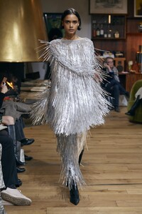 defile-julie-de-libran-printemps-ete-2020-paris-look-24.thumb.jpg.92d948c343d2f3acdcd7f81800e7a1dd.jpg