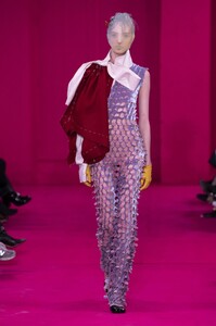 defile-maison-margiela-printemps-ete-2020-paris-look-3.thumb.jpg.fcae28c6acf9dd72932f91cbf8f9964b.jpg