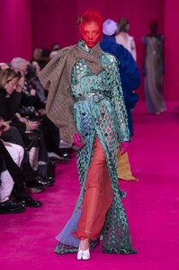 defile-maison-margiela-printemps-ete-2020-paris-look-35.thumb.jpg.52104ad8c635740bcc2d84eaa97f3be3.jpg