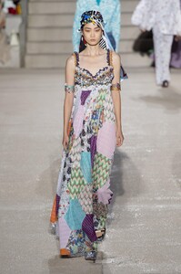 defile-missoni-printemps-ete-2020-milan-look-22.thumb.jpg.5c1b7210744edbcffdf1de2b728c1309.jpg