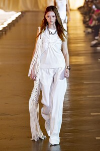 defile-off-white-printemps-ete-2020-paris-look-3.thumb.jpg.9cdcba698900a3597021ce4df8018d78.jpg