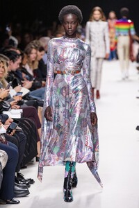 defile-paco-rabanne-printemps-ete-2020-paris-look-18.thumb.jpg.55bc61d589db7d27cfdbb4930ea7ce1f.jpg