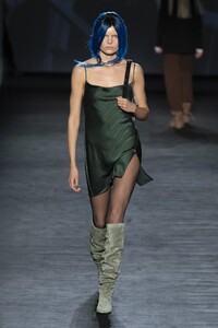 defile-rag-amp-bone-automne-hiver-2020-2021-new-york-look-37.thumb.jpg.08b9cd0a585632fe0bccef27711a04d5.jpg