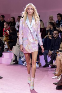 defile-ralph-amp-russo-printemps-ete-2020-paris-look-35.thumb.jpg.3f89dacbad6a50545f674e2e9b67e447.jpg