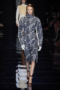 defile-sportmax-automne-hiver-2020-2021-milan-look-12.thumb.jpg.10c9e54d2da03b65e022b92cf218d5c4.jpg