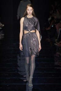 defile-sportmax-automne-hiver-2020-2021-milan-look-46.thumb.jpg.aeb9b69dac37de4b6151d40a01ae0436.jpg