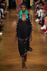 defile-stella-mccartney-printemps-ete-2020-paris-look-45.thumb.jpg.a5d4a12b773d516f8fcc73183629b0a7.jpg