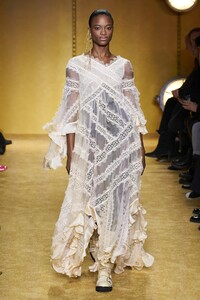 defile-zimmermann-automne-hiver-2020-2021-new-york-look-21.thumb.jpg.c108135e2ee7cb4110404eecdf6f4ea6.jpg