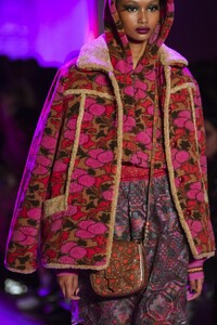 detail-defile-anna-sui-automne-hiver-2020-2021-new-york-detail-219.thumb.jpg.903252955fd48a19707cbc2a5ca686a9.jpg