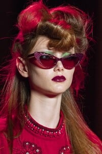 detail-defile-anna-sui-automne-hiver-2020-2021-new-york-detail-9.thumb.jpg.e4d3737c3e73df488fcd9079d548b6a4.jpg