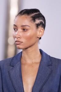 detail-defile-gabriela-hearst-printemps-ete-2020-new-york-detail-26.thumb.jpg.8049e0cb288ec064157bea0e662fa90c.jpg