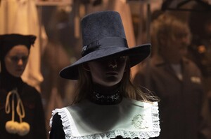 detail-defile-gucci-automne-hiver-2020-2021-milan-detail-29.thumb.jpg.68bcdc9a7c20b9798e8cb9924898886a.jpg