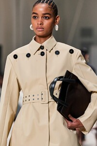 detail-defile-jil-sander-automne-hiver-2020-2021-milan-detail-214.thumb.jpg.de154f845a24d0edbc9f549dc0ee95cf.jpg