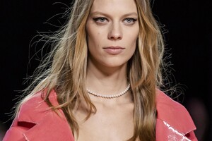 detail-defile-marc-jacobs-automne-hiver-2020-2021-new-york-detail-195.thumb.jpg.895b89b0febc25ed77b2c7b80ba0ce59.jpg