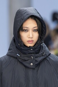 detail-defile-max-mara-automne-hiver-2020-2021-milan-detail-31.thumb.jpg.efd01275b63a9a9fde36c326bb9b43b0.jpg